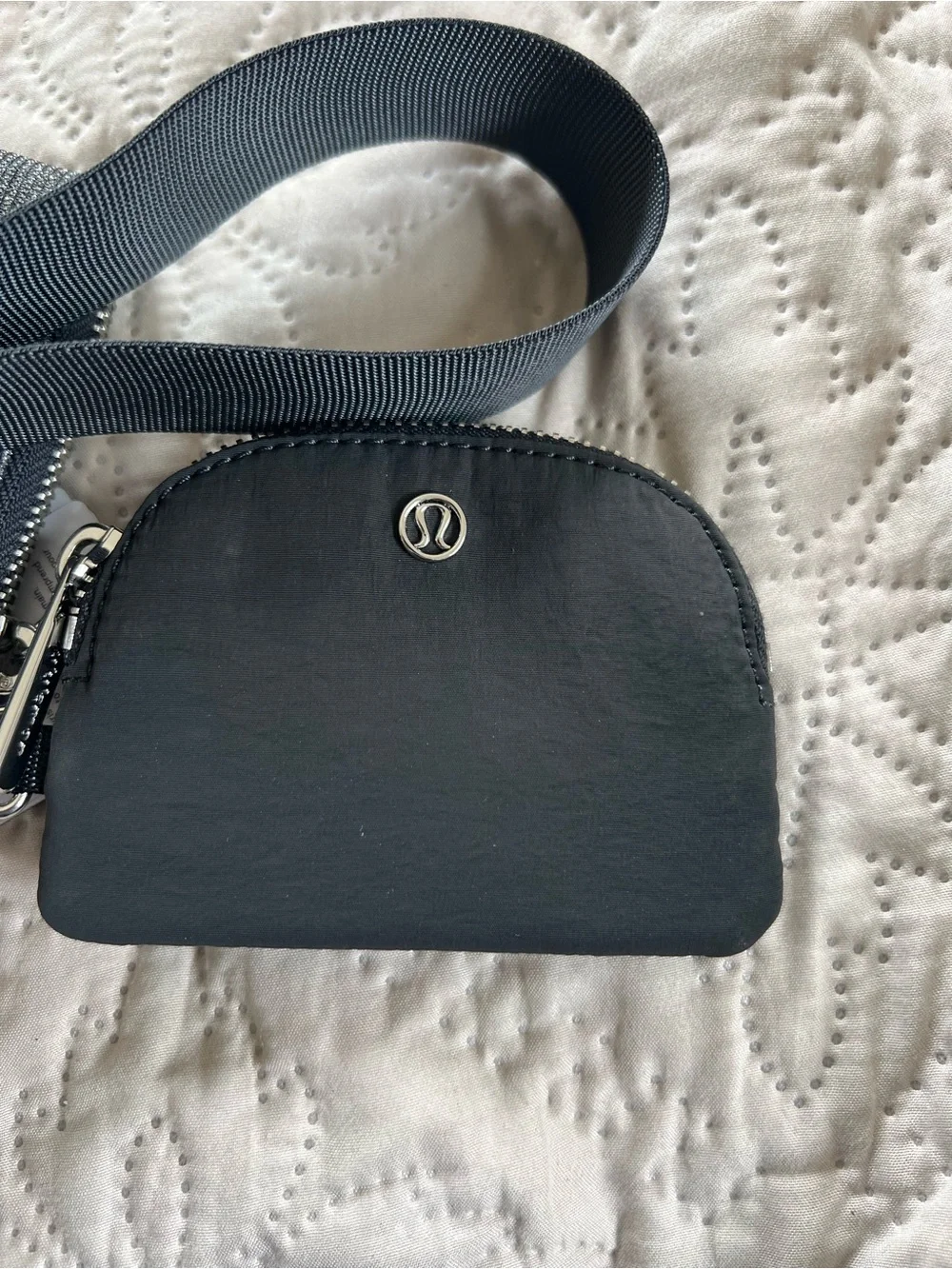 lululemon Glitter Silver & Black Key Pouch Duo with Wrist Strap